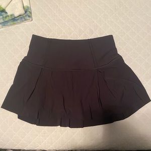 Lululemon Black Skirt!